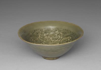 图片[2]-Tea bowl in olive green glaze with impressed chrysanthemum decor, Yaozhou ware, Song dynasty (960-1279)-China Archive